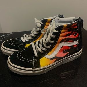 Youth Sk8 Hi Flame Vans